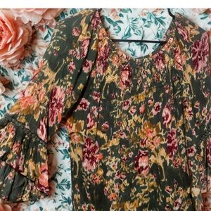 Hannah Floral Ruffle Sleeve Women's Top